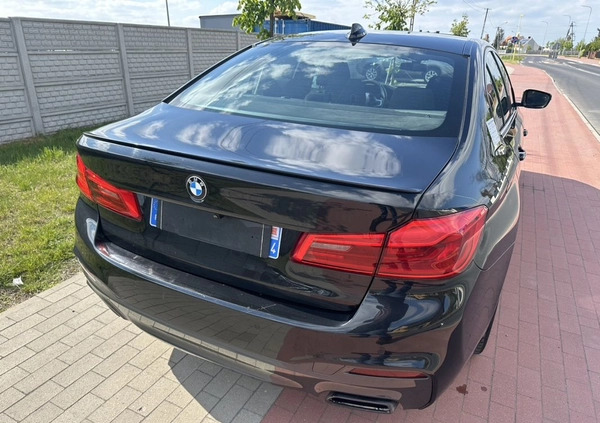 BMW Seria 5 cena 125900 przebieg: 134567, rok produkcji 2017 z Pyrzyce małe 407